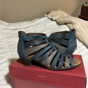 Rockport Blue and Gray Strappy Sandals